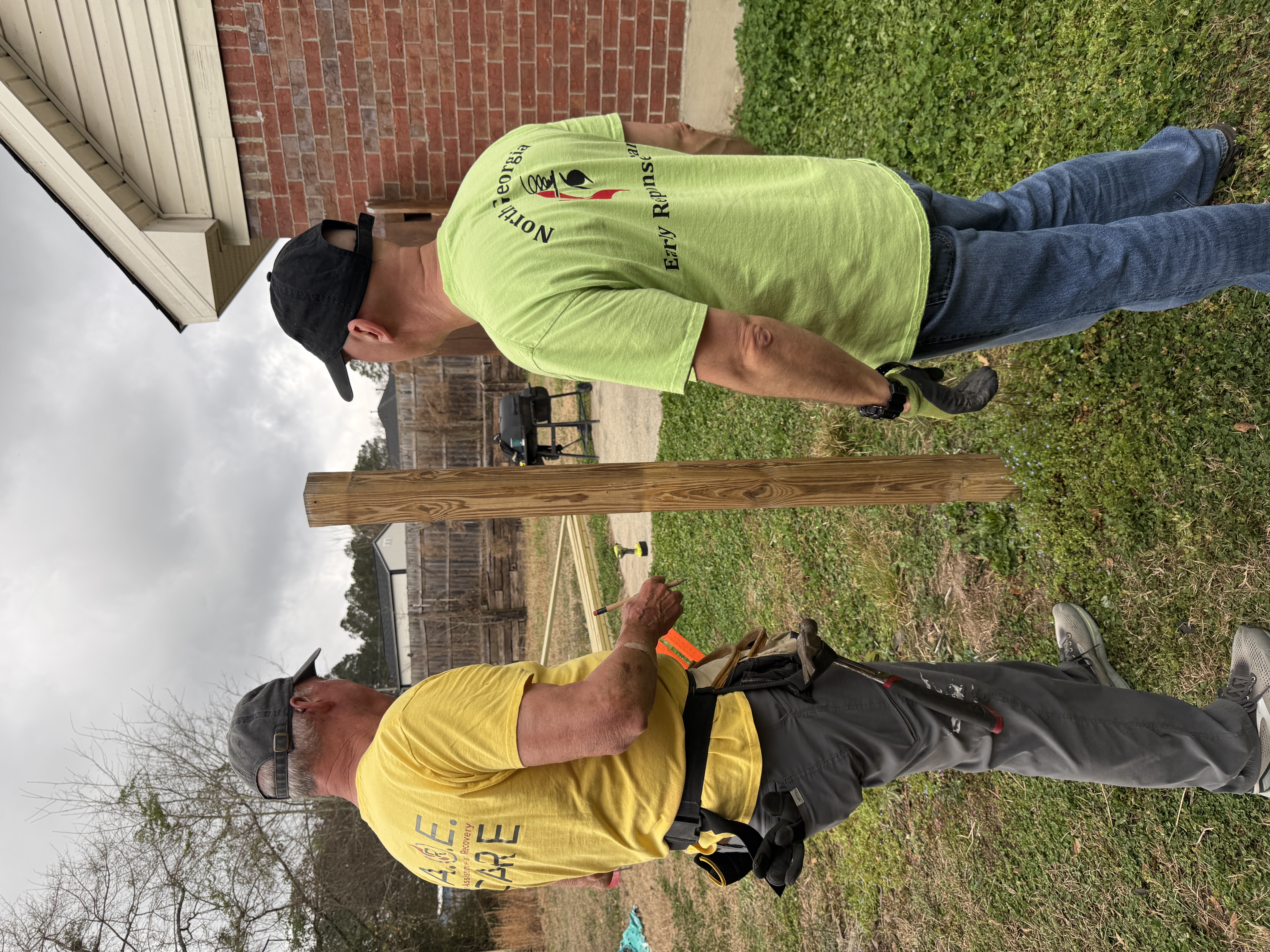 DARE volunteer teams working on site